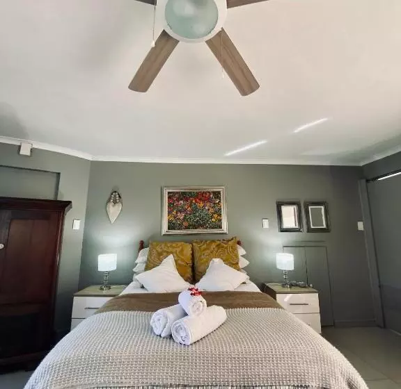 Majatalo Little Fern Self Catering