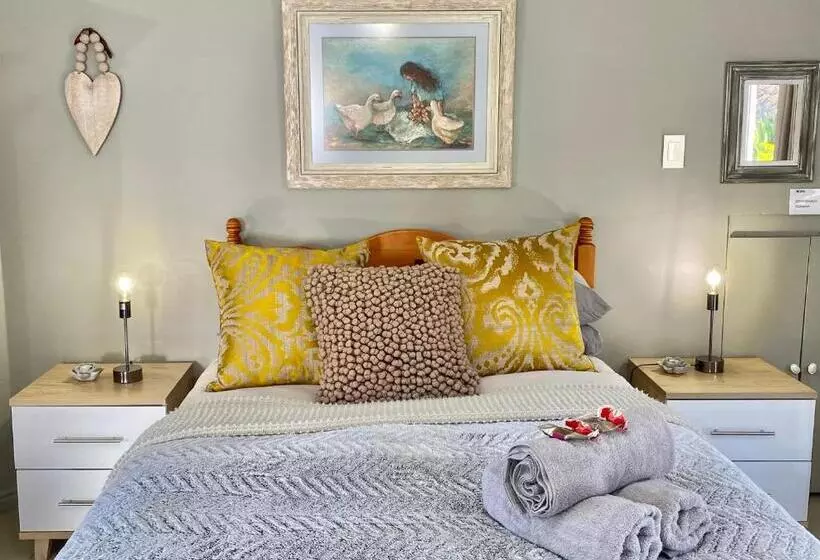 Majatalo Little Fern Self Catering