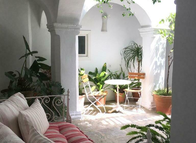 Majatalo Siete Balcones Y Un Patio