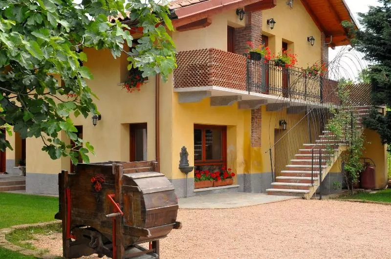 Agriturismo Cascina Madonnina