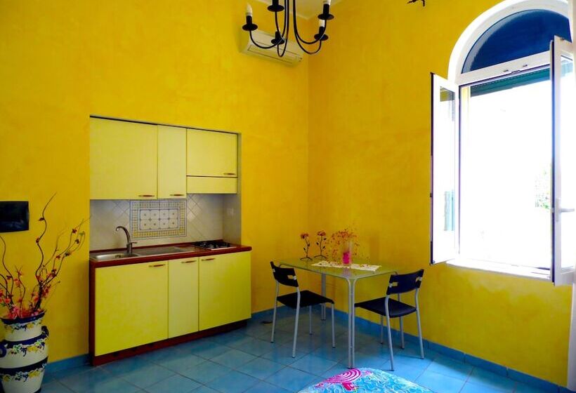 Nocleg ze śniadaniem Dimora Carlo Iii