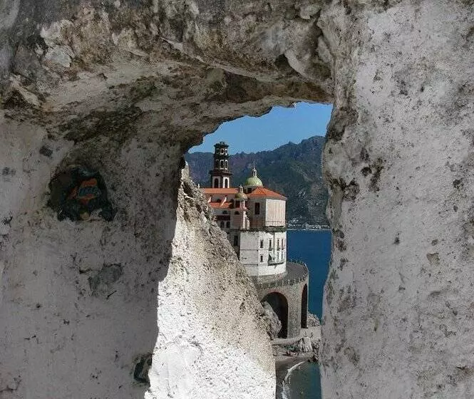 تختخواب و صبحانه Me.fra Camere