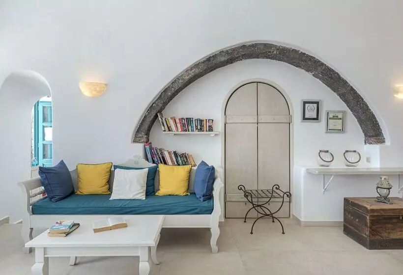 Afroessa Hotel By Pearl Hotel Collection