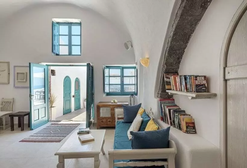 Afroessa Hotel By Pearl Hotel Collection