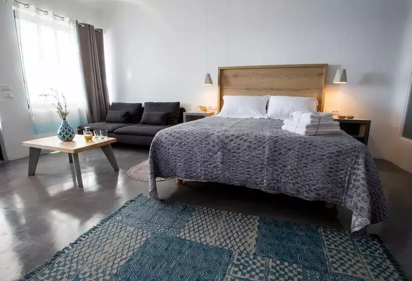 Afroessa Hotel By Pearl Hotel Collection