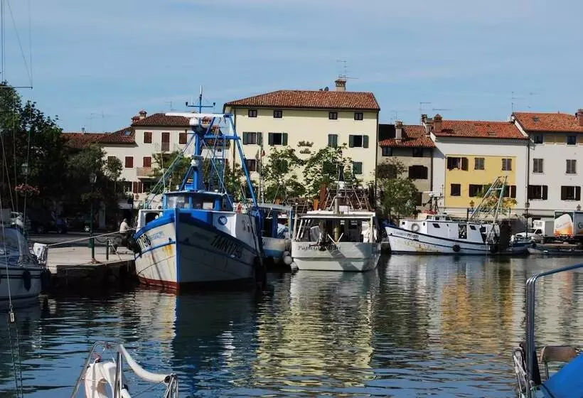 בית מלון כפרי Alla Città Di Trieste
