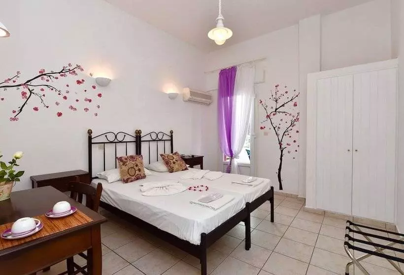 בית מלון כפרי Aphrodite Boutique