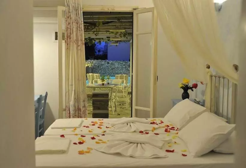 בית מלון כפרי Aphrodite Boutique