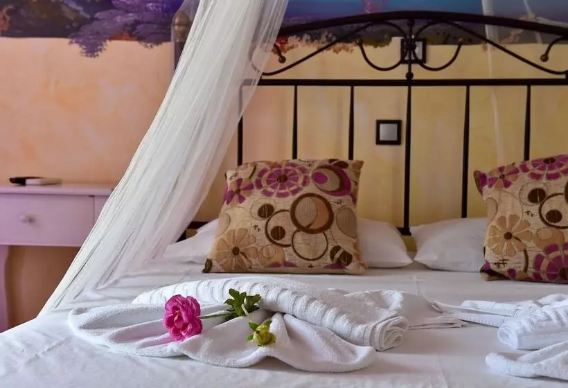 בית מלון כפרי Aphrodite Boutique