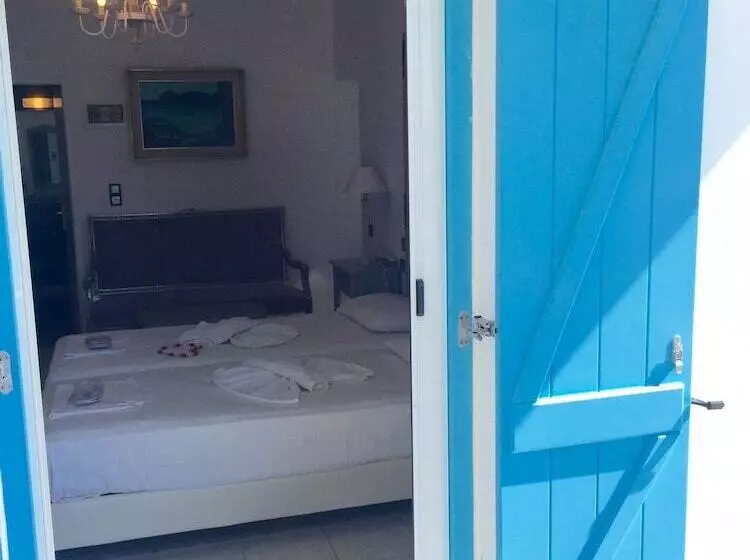 בית מלון כפרי Aphrodite Boutique