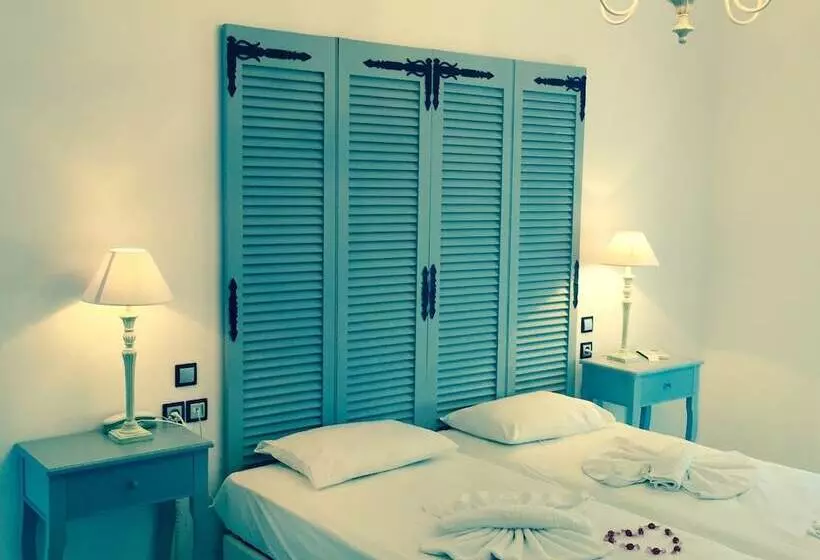 בית מלון כפרי Aphrodite Boutique