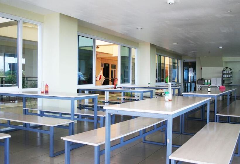 Hotel Cleverlearn Residences