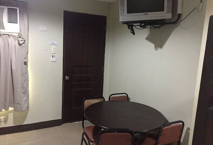 Hotel Cleverlearn Residences