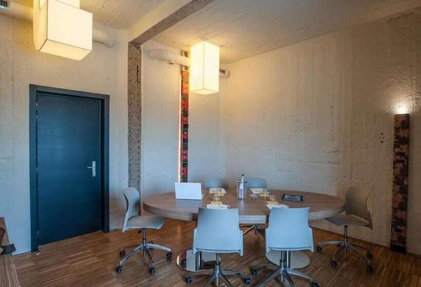 בית מלון כפרי Ekk