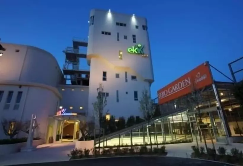 בית מלון כפרי Ekk