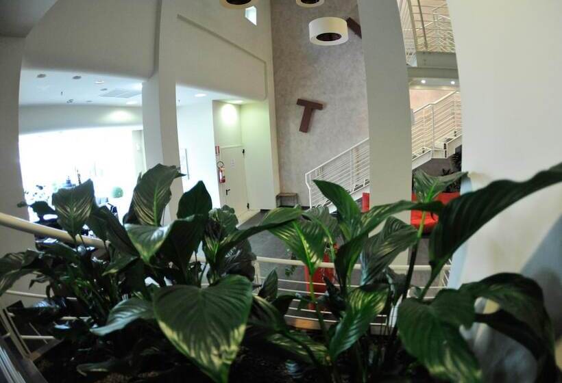 בית מלון כפרי Ekk