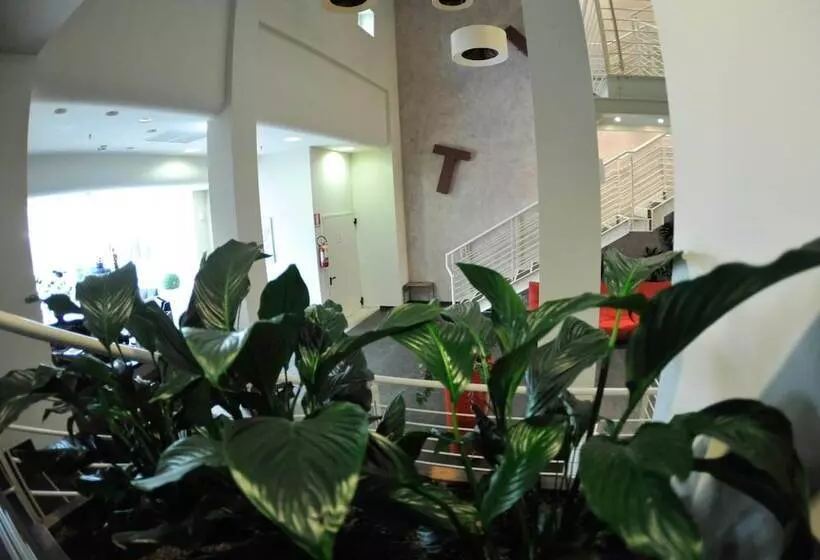 בית מלון כפרי Ekk