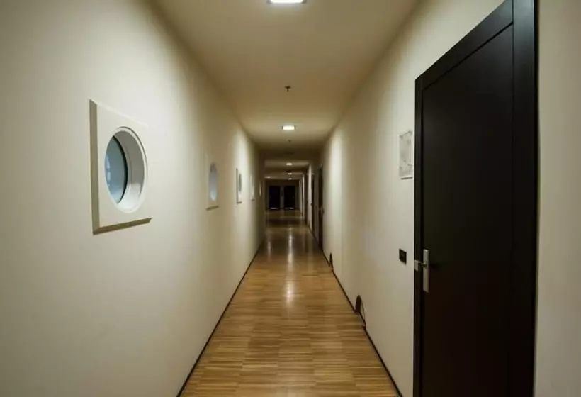 בית מלון כפרי Ekk