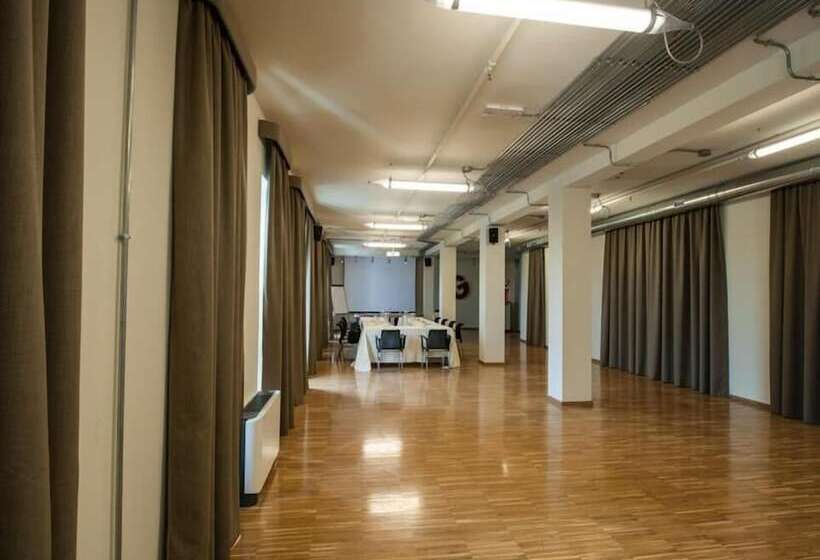 בית מלון כפרי Ekk