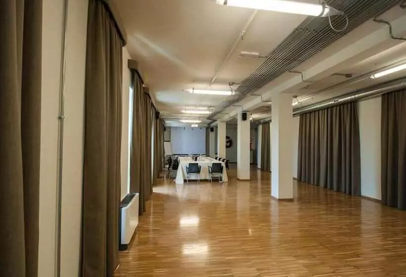 בית מלון כפרי Ekk