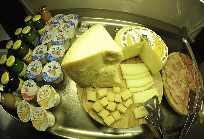 בית מלון כפרי Ekk