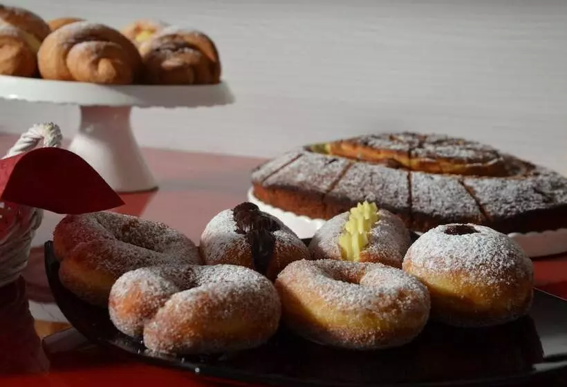 בית מלון כפרי Flora