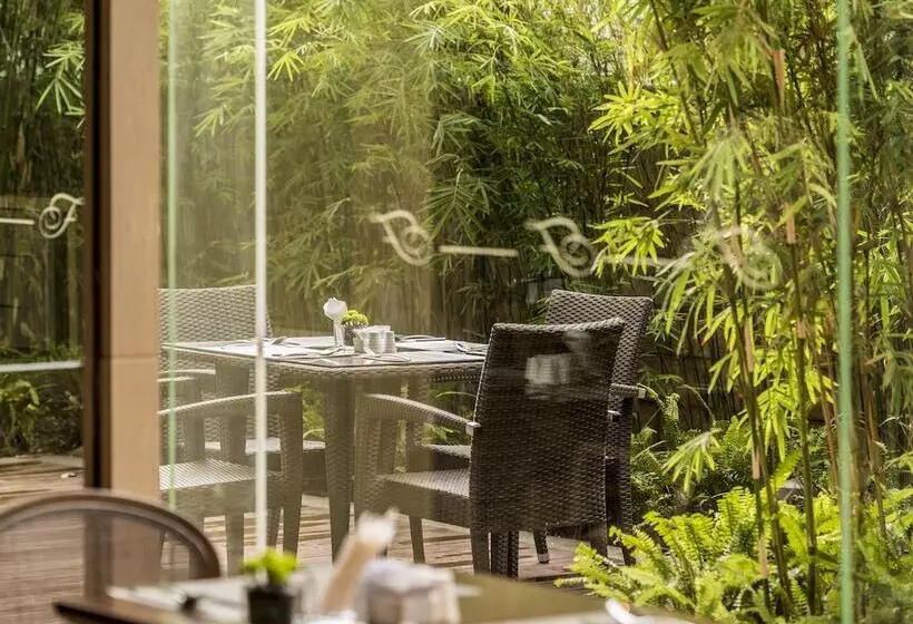 בית מלון כפרי Fraser Suites Guangzhou