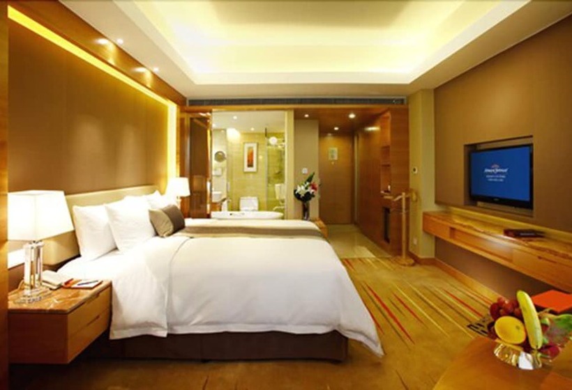 Отель Howard Johnson Sunshine Plaza Ningbo