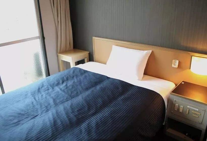 Отель Livemax Osaka Namba