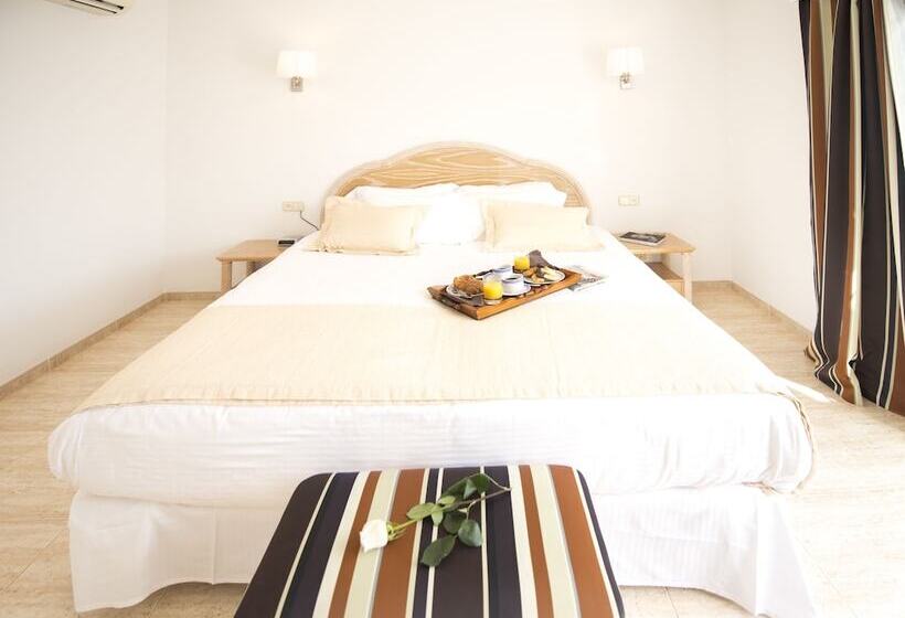 فندق Ona Village Cala D'or