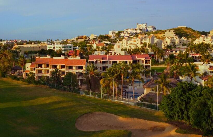 فندق Park Royal Homestay Los Cabos