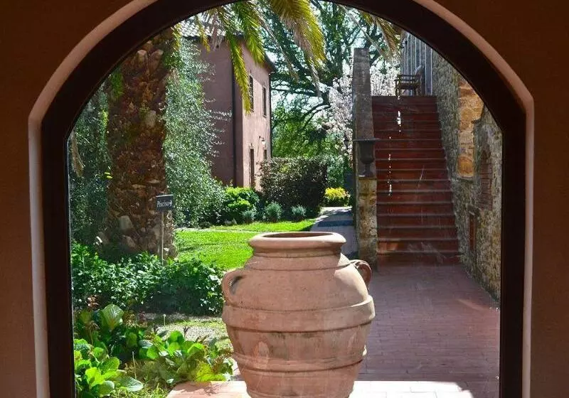 Отель Relais Ciavatta Country