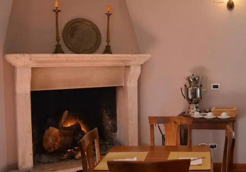 Отель Relais Ciavatta Country