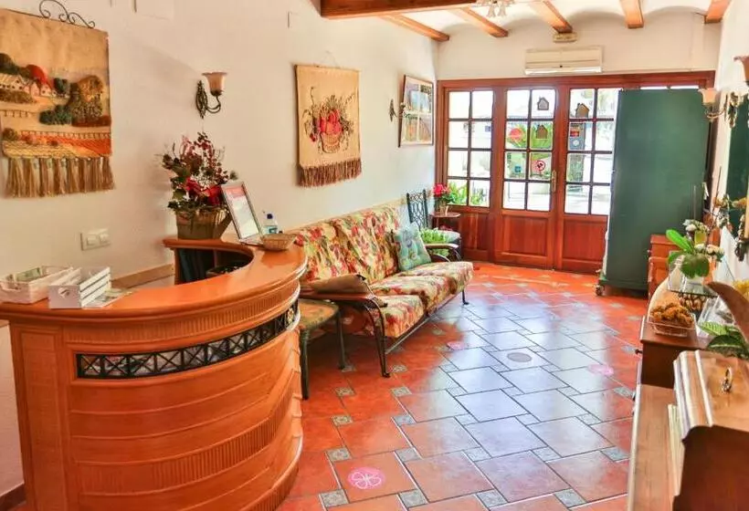 田舎風ホテル Rural Serrella