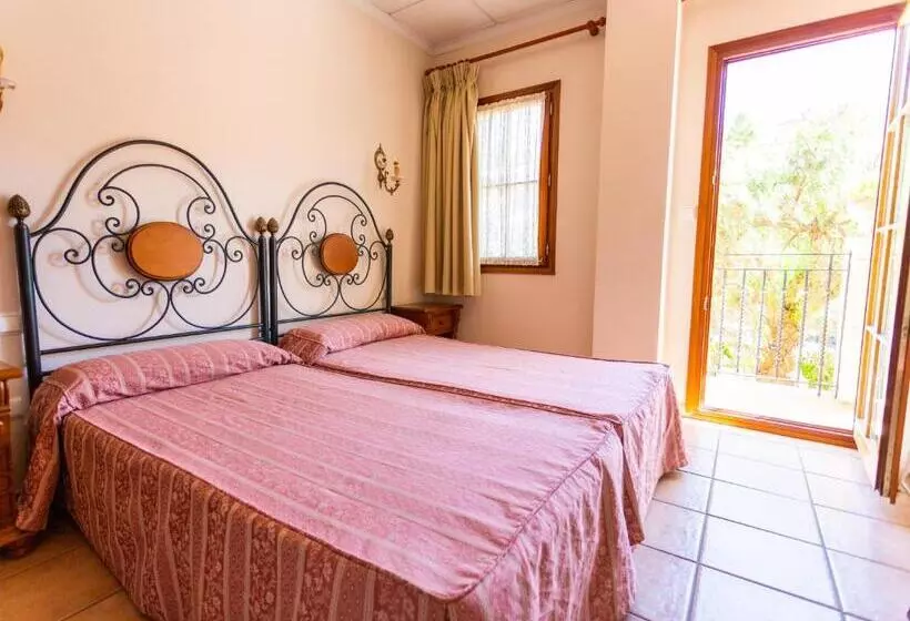 田舎風ホテル Rural Serrella