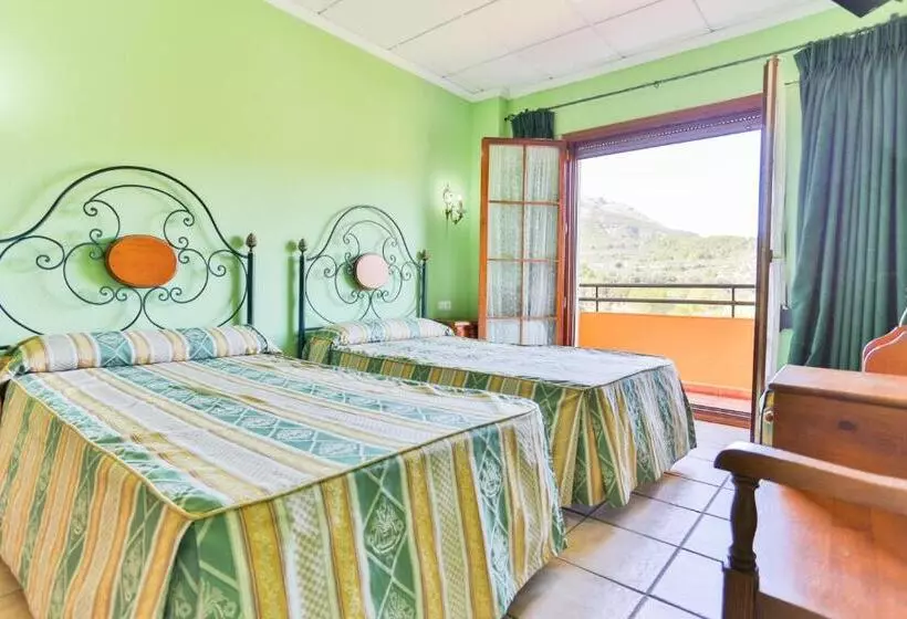 田舎風ホテル Rural Serrella