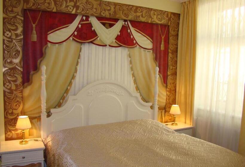 فندق Saint Petersburg