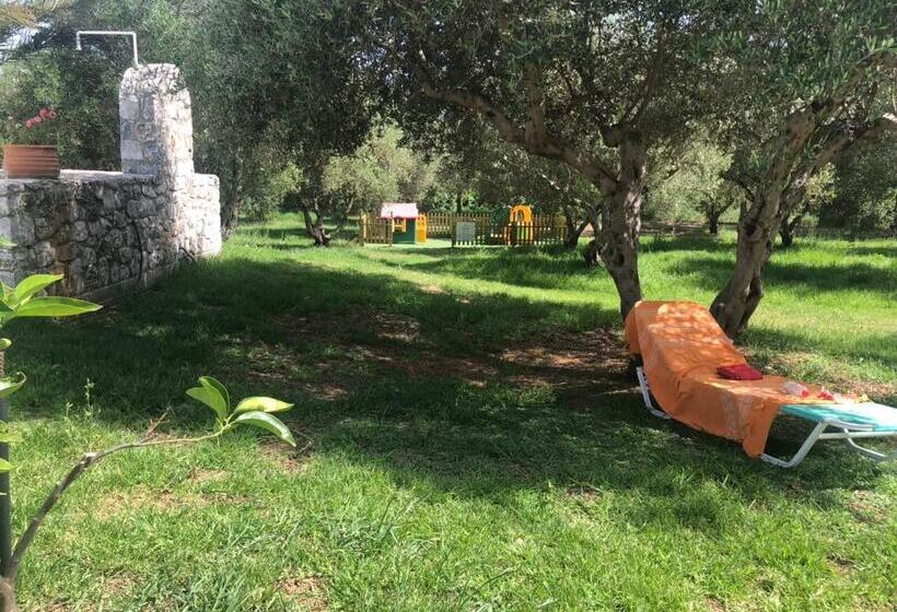 호텔 Vardis Olive Garden