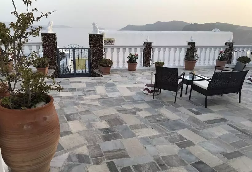Maryloujohn Villas Oia