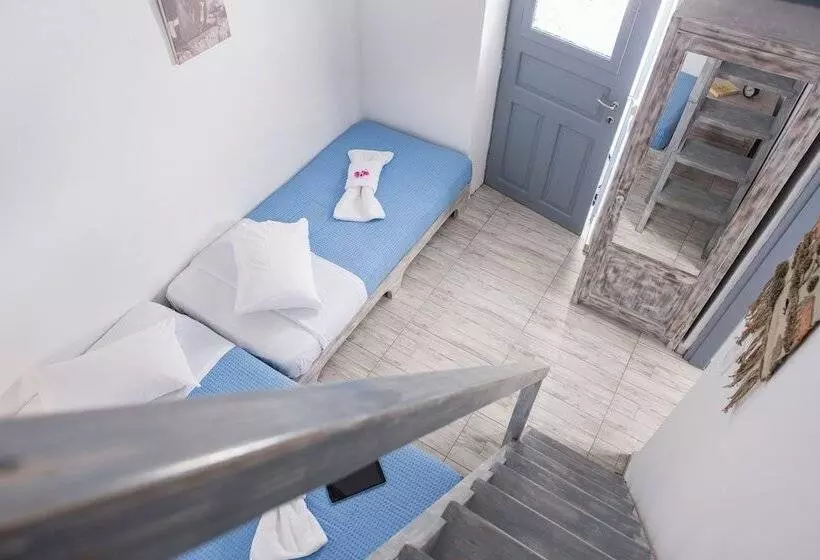 Maryloujohn Villas Oia