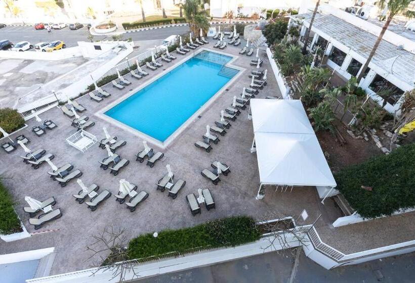 Vrissaki Hotel Apartments