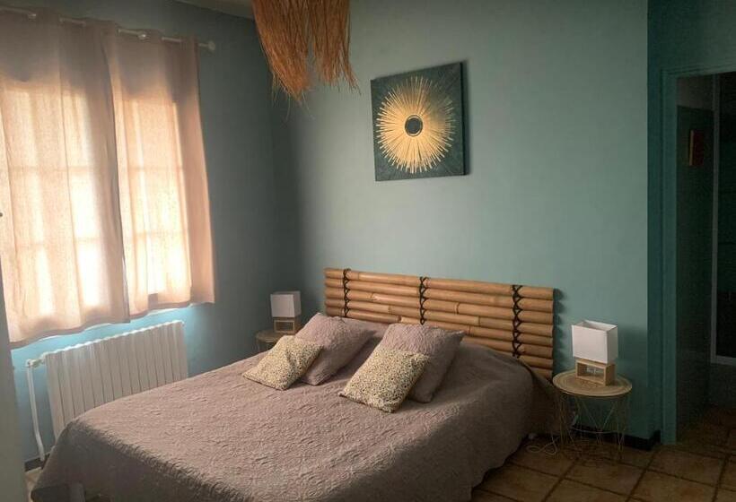 تختخواب و صبحانه Bastide Du Bonheur Saint Donat