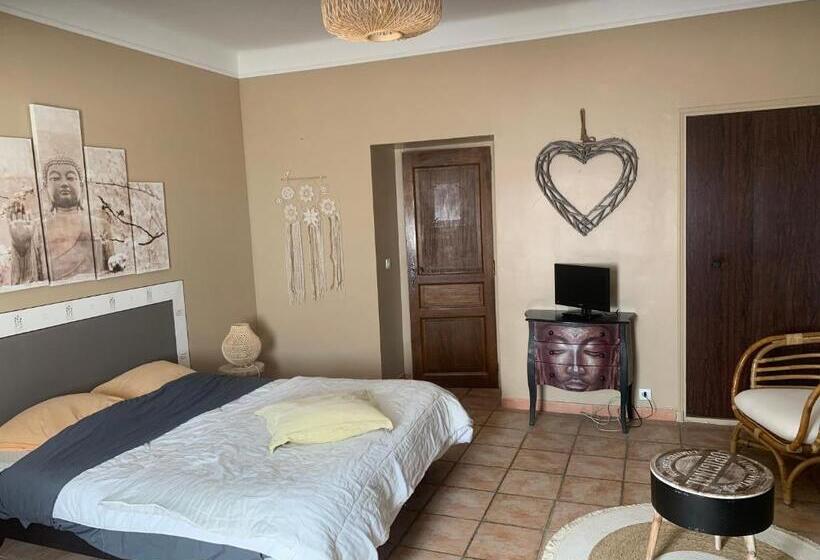 تختخواب و صبحانه Bastide Du Bonheur Saint Donat