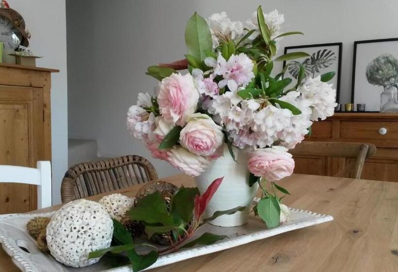 مبيت وإفطار Jolie Petite Suite Côte D Azur