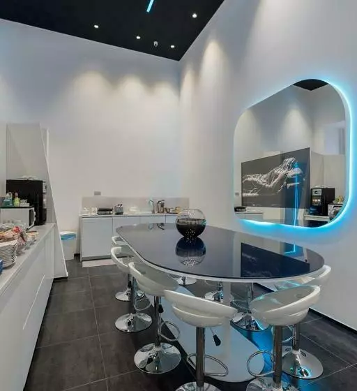 تختخواب و صبحانه Skyhouse Chiaia
