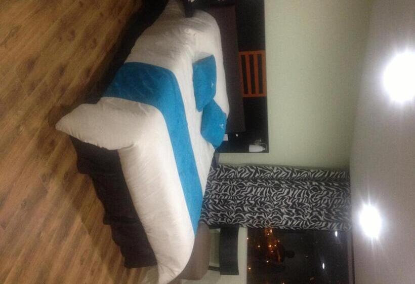 هتل De Las Américas Ambato