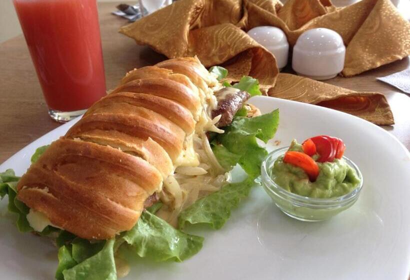 هتل De Las Américas Ambato