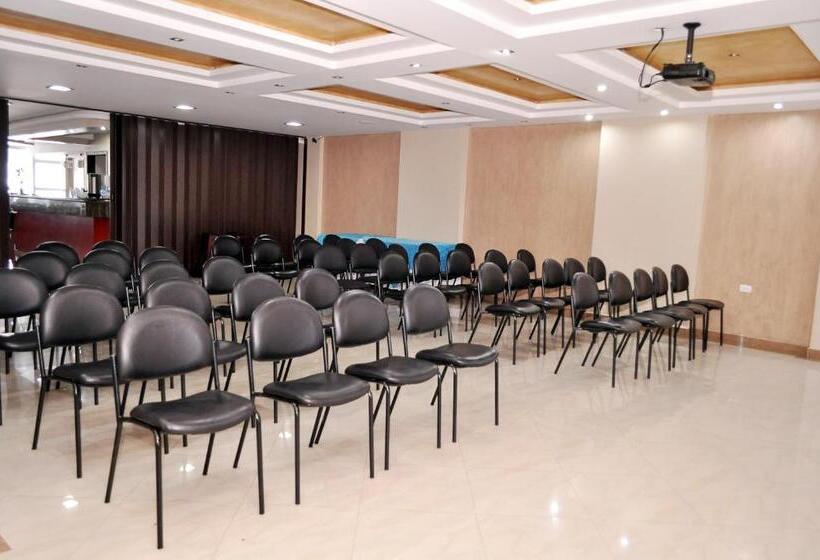 هتل De Las Américas Ambato