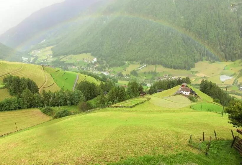 ホテル Ferienhütte Premstlahof