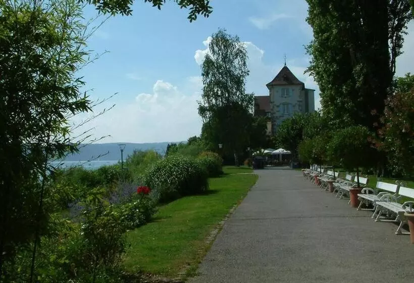 Hotelli Strandcafé Dischinger